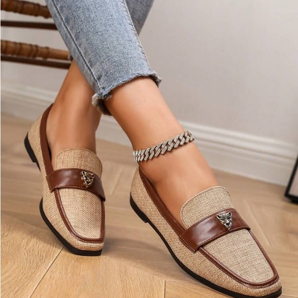 Shoes - Two tone classic loafers